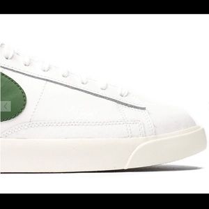BLAZER LOW LEATHER “WHITE/FOREST GREEN-SAIL”